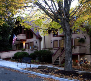 Fall photo of rental office at Loreley Resort